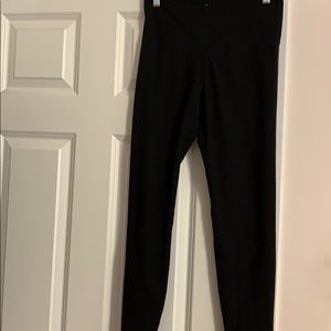 Old Navy athletic yoga leggings